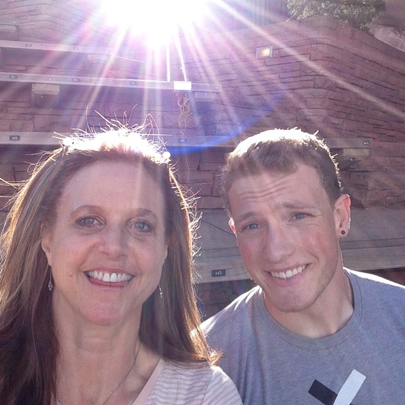 Meet your Posher, Sarah - Picture 3 of 4